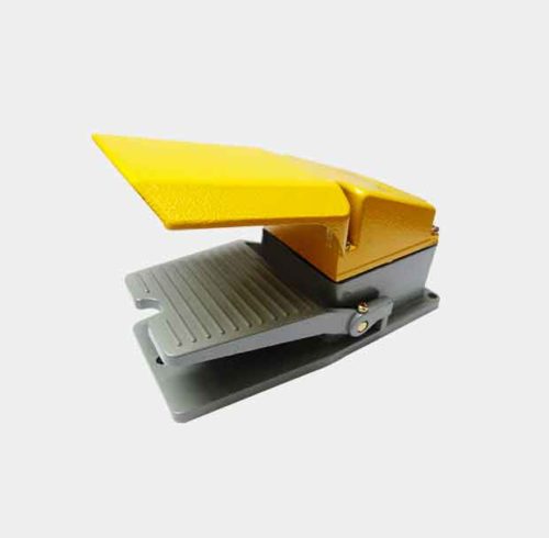 pedal-interructor-pesado-con-cubierta-SFMP-1