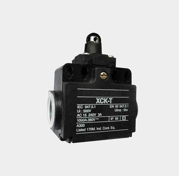 switch-de-fin-de-carrera-liviano-XCK-T102